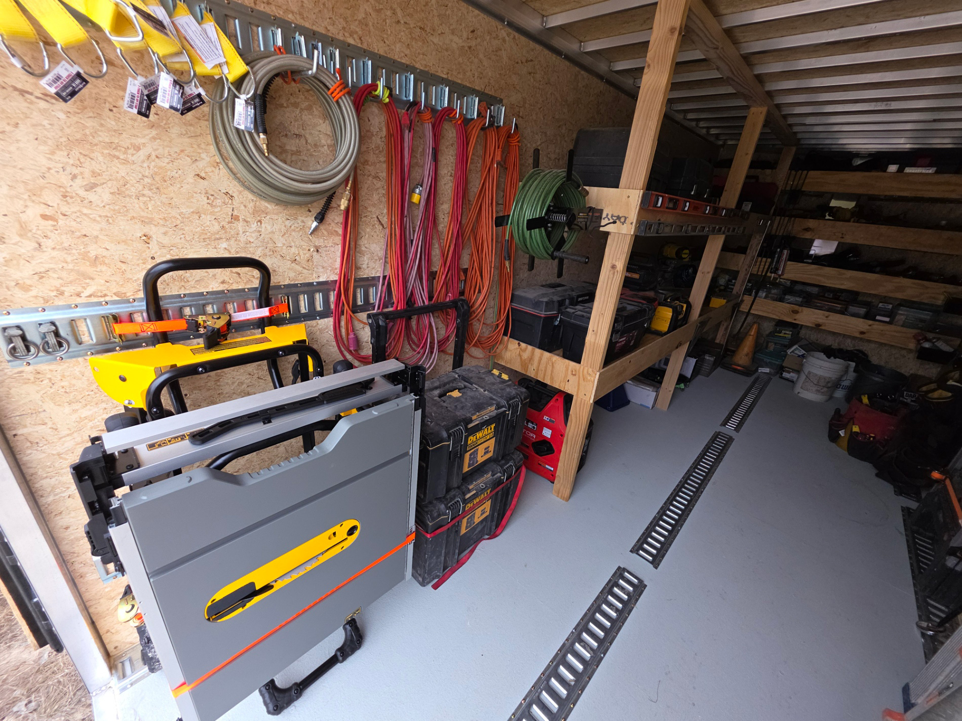 Double R Truck and Trailer Interior