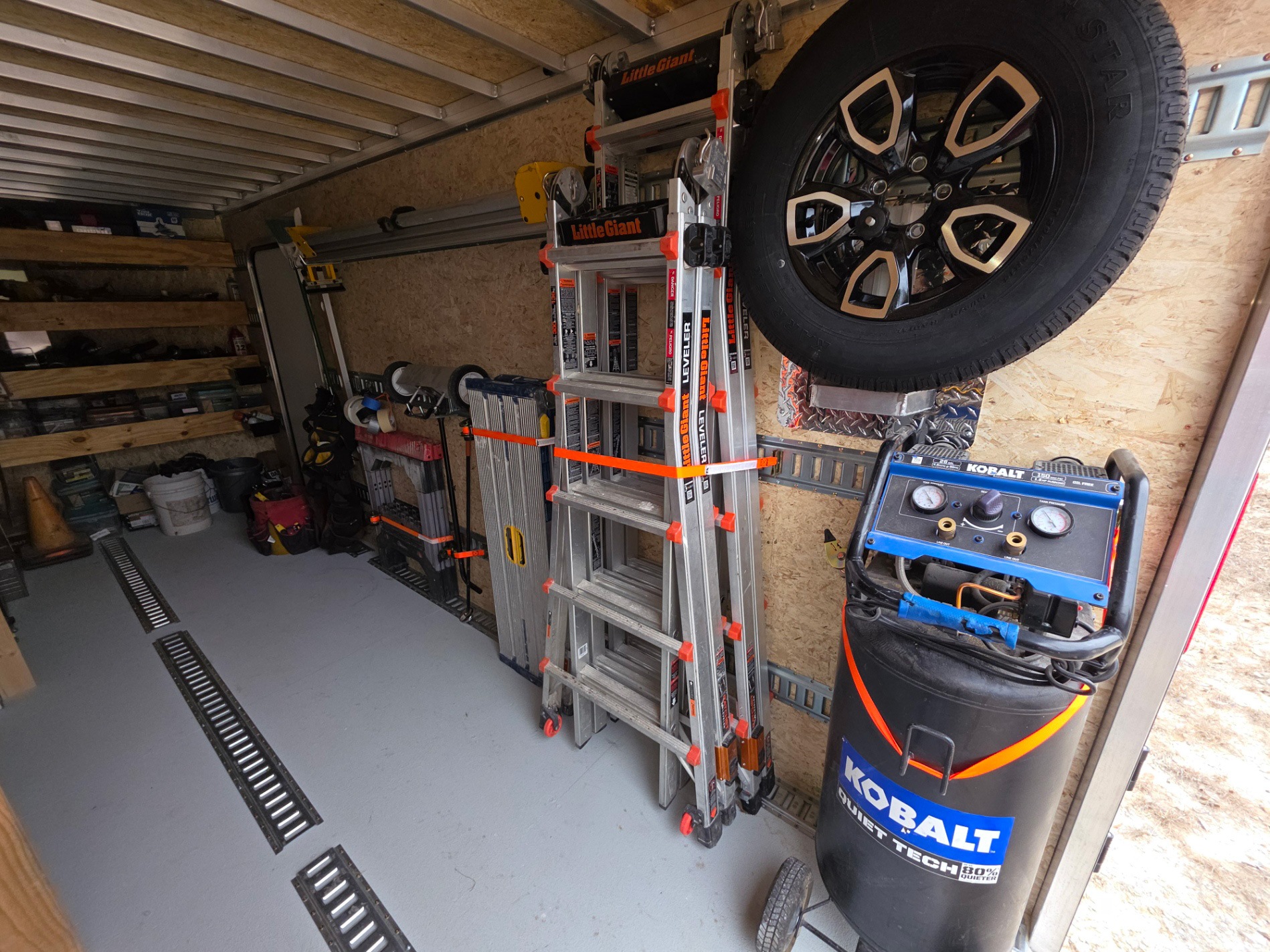 Double R Truck and Trailer interior